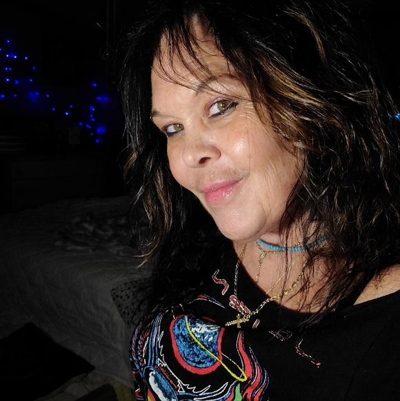 Meet your Posher, Ann - Picture 1 of 1